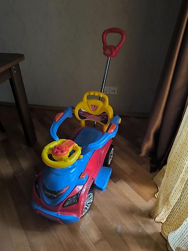 Oyuncaqlar: Sadece evde istofade edilib yenidrn fərqlənmir Uşaq üçün ride-on — 1