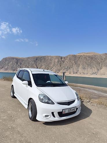 Honda: Honda Fit: 2003 г., 1.5 л, Автомат, Бензин, Хэтчбэк — 3