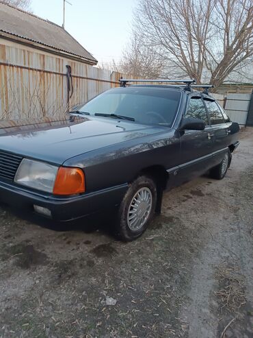 фит крыля: Audi 100: 1988 г., 1.8 л, Механика, Бензин, Седан