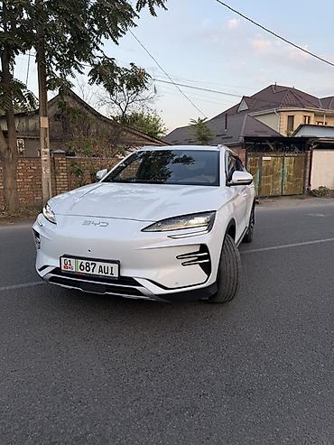 магнитола карплей: BYD Song Plus: 2024 г., Автомат, Электромобиль, Кроссовер — 1