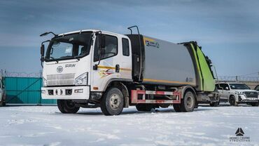 Легкий грузовой транспорт: Faw мусоровоз 8 кубов. на заказ 100 дней