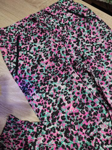 patike za malu decu: Shalwar trousers, 140-146, color - Multicolored at lalafo.rs patike za malu decu: Shalwar trousers, 140-146, color - Multicolored