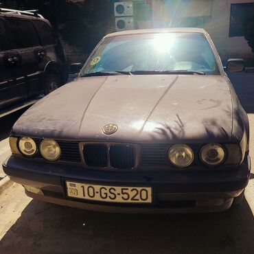 325 bmw: BMW 520: 2 l | 1990 il Sedan