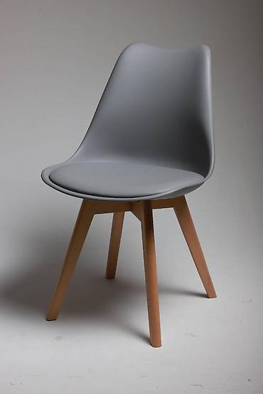 Стулья для кухни: Стул eames 222 Цвета: белый, серый, черный, бежевый, красный Размер — 4