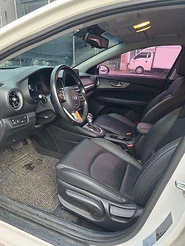 Kia: Kia K3: 2019 г., Бензин — 5