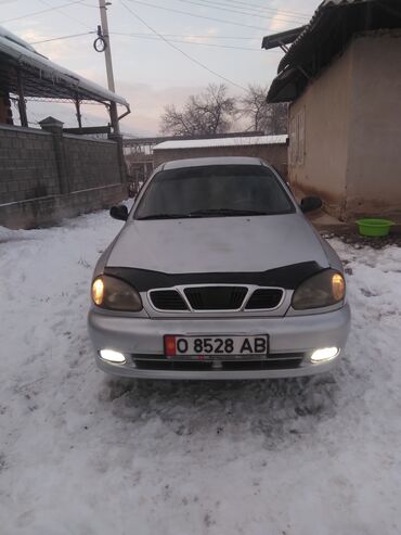 Daewoo: Daewoo Lanos: 1996 г., 1.5 л, Механика, Бензин, Седан