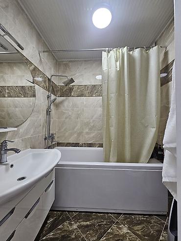 Долгосрочная аренда квартир: 4 комнаты, Риэлтор, Без подселения, С мебелью полностью — 10