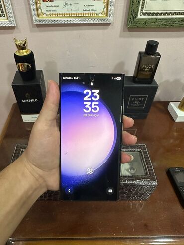 samsung a70 ekrani: Samsung Galaxy S23 Ultra, цвет - Черный, Отпечаток пальца