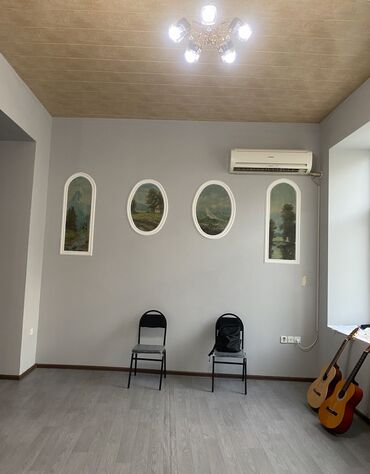 Ofislər: Nizami metrosuna yaxin, 5 mertebe ile uz be uz, Borani restoranin