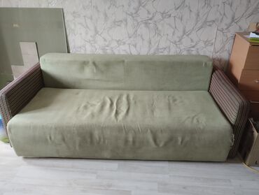 Диван-кровать, цвет - Зеленый, Б/у