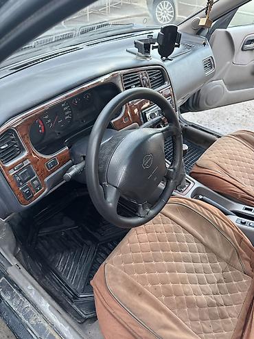 Nissan: Nissan Primera: 1999 г., 2 л, Ручные, Бензин, Седан — 12