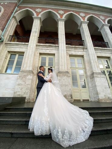 Свадебные платья: Свадебное платье, Со шлейфом, Фатин, Пышное, Кружево, Б/у — 5