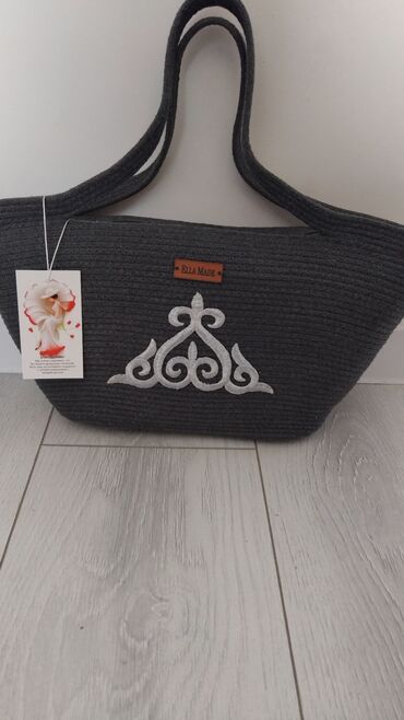 дольче габана: Сумки ELLA MADE — ручная работа из прочного шнура с фирменной нашивкой