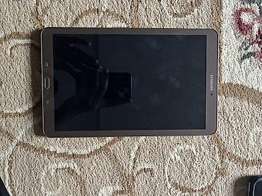 tablet duz: Salam. Şəkillərdə görünən 4 ədəd cihazın hamısı bir yerdə dəst — 3
