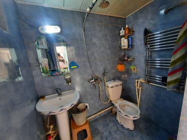 Həyət evləri və villaların satışı: Bakıxanov qəs. 5 otaqlı, 90 kv. m, Orta təmir — 12
