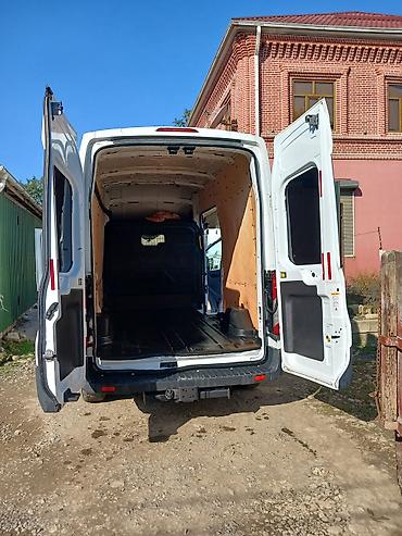 tank 3 pro: Ford Transit: 2.2 l | 2014 il Van body type — 4