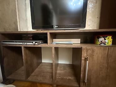 TV altlığı: Ağac teksturalı TV stendi / media dolabı - Material: laminat taxta — 2