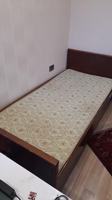 Çarpayılar: İşlənmiş, Təknəfərlik çarpayı, Bazasız, Matras ilə, Siyirməsiz, Rumıniya — 2