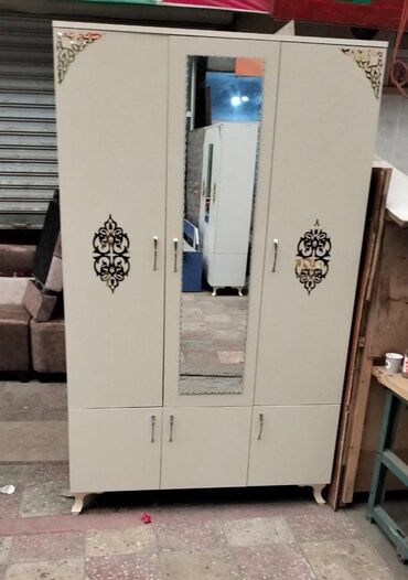 Dolablar: Yeni, Açılan, 3 qapılı Düz dolab, Şifonyer, Azərbaycan -da lalafo.az — 7 Dolablar: Yeni, Açılan, 3 qapılı Düz dolab, Şifonyer, Azərbaycan — 7