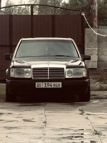 мерседес 4 2: Mercedes-Benz W124: 1993 г., 2 л, Механика, Бензин, Седан