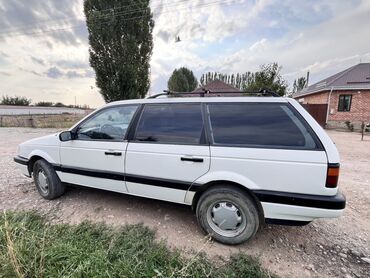 полировщик авто: Volkswagen Passat CC: 1989 г., 1.8 л, Механика, Бензин, Универсал
