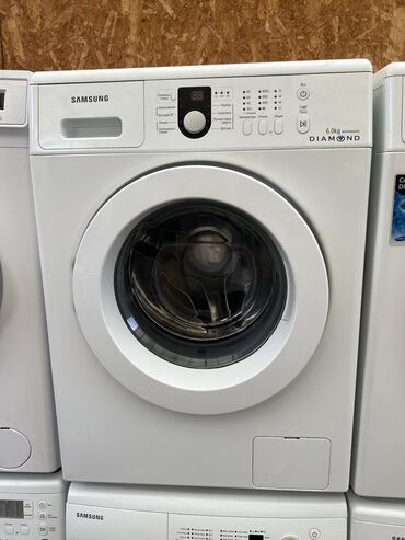 продаю стиральную машинку автомат: Стиральная машина Samsung, Б/у, Автомат, До 6 кг, Узкая