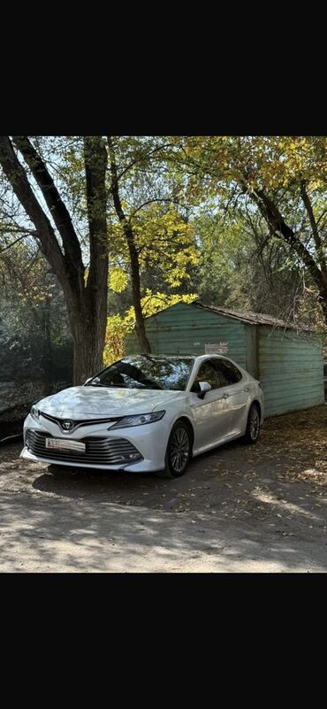 Toyota: Toyota Camry: 2020 г., 2.5 л, Автомат, Гибрид, Седан — 1
