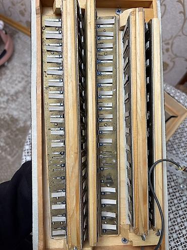 səs platası: Satılır: Qarmon elan veziyyetdedi az islenib icinde 31 mikrafonu — 7
