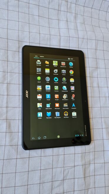 Ostali aksesoari: Tablet kao nov sve radi veliki 10 inca — 10