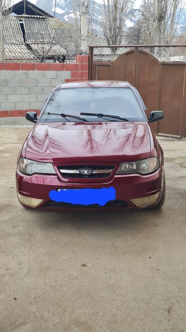 авто на автомате: Daewoo Nexia: 2011 г., 1.6 л, Механика, Бензин, Седан