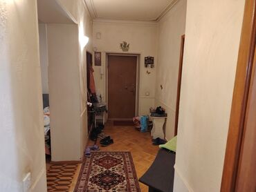 Uzunmüddətli kirayə mənzillər: Binanın 5-ci mərtəbəsində yerləşən bu 3 otaqlı mənzil şəhər mərkəzində -da lalafo.az — 12 Uzunmüddətli kirayə mənzillər: Binanın 5-ci mərtəbəsində yerləşən bu 3 otaqlı mənzil şəhər mərkəzində — 12