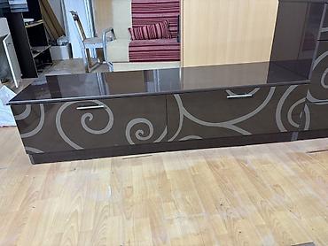 kitab rəf: Uzun TV altlığı/komod - Material: parlaq (high-gloss) MDF/LDSP — 3