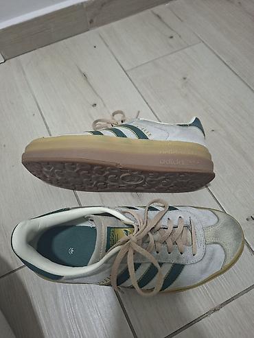 fly fs401 stratus 1: Adidas gazelle patike, broj 39 1/3 — 1