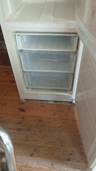 soyuducular 2 el: Indesit soyuducusu satılır! Soyuducu yaxşı vəziyyətdədir, səliqəli — 4