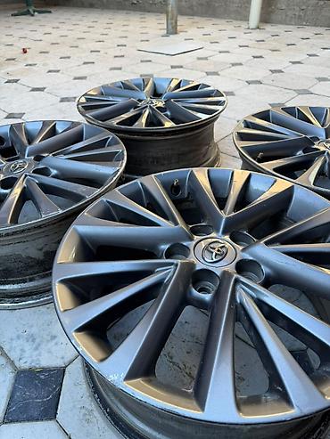 Дисктер: Куйма Дисктер R 17 Toyota, Комплект, тешиктери - 5, Колдонулган — 3