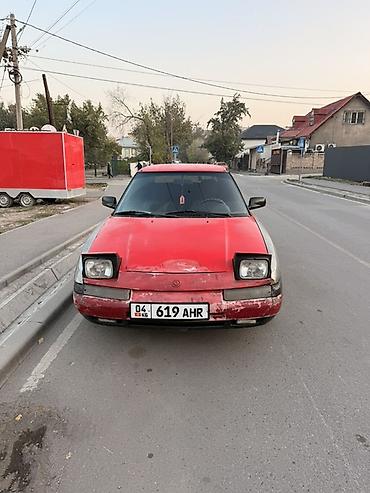 Mazda 323: 1991 г., 1.6 л, Механика, Бензин, Хэтчбэк