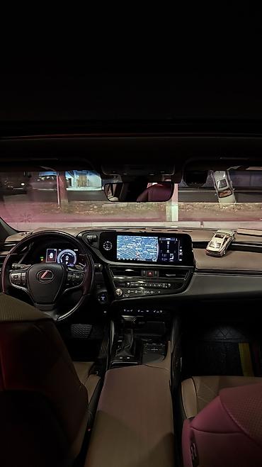 lexus es 300 2020: Lexus ES: 2022 г., 2.5 л, Автомат, Гибрид, Седан — 6