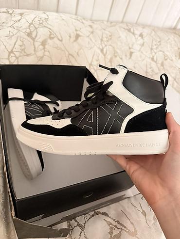 emperio armani: Armani Exchange original məhsuldur 350 manata alinib ayaq razmernə — 4