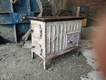 Буржуйки: Печь-буржуйка из металла с варочной поверхностью. Особенности: - — 8