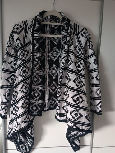 orsay ženske zimske jakne: Kardigan neobicnog dizajna. Vrlo lep i topao