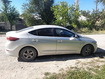 lancer 9: Hyundai Avante: 2017 г., 1.6 л, Робот, Дизель, Седан — 4