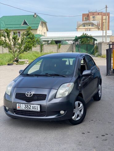 toyota yaris габариты: Toyota Yaris: 2007 г., 1.3 л, Робот, Бензин, Хэтчбэк
