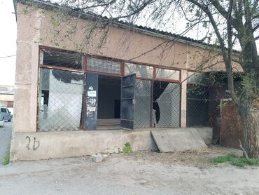 Продажа другой коммерческой недвижимости: Продаю или обмен Помещение 180 КВ.м Адрес: город Токмок микрорайон-1 — 2