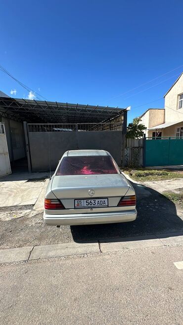 Mercedes-Benz: Mercedes-Benz W124: 1989 г., 2.5 л, Механика, Дизель, Седан