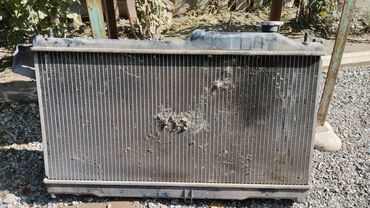 срочно продаю в связи с переездом: Продам Субару радиатор охлаждения двигателя Субару