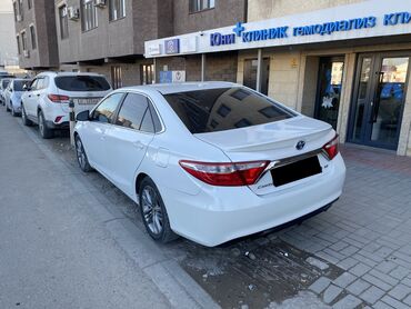 Toyota: Toyota Camry: 2015 г., 2.5 л, Вариатор, Гибрид, Седан — 4