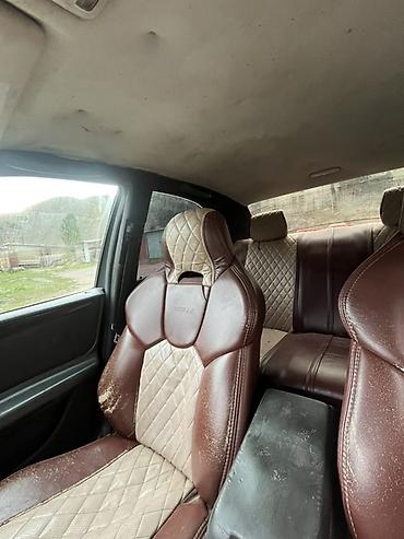салон машины: Mercedes-Benz E-Class: 1996 г., Автомат, Бензин, Седан — 3