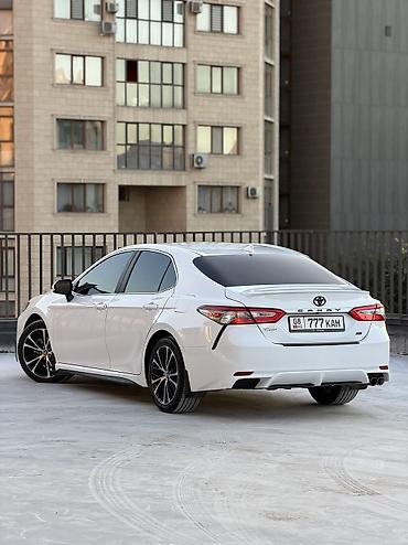 Toyota: Toyota Camry: 2019 г., 2.5 л, Автомат, Бензин, Седан — 2