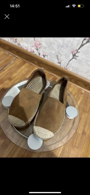 Мокасины и лоферы: Мокасины OYSHO
38 рр