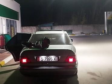 капсен: Mercedes-Benz E-Class: 1994 г., 2.8 л, Механика, Бензин, Седан — 1
